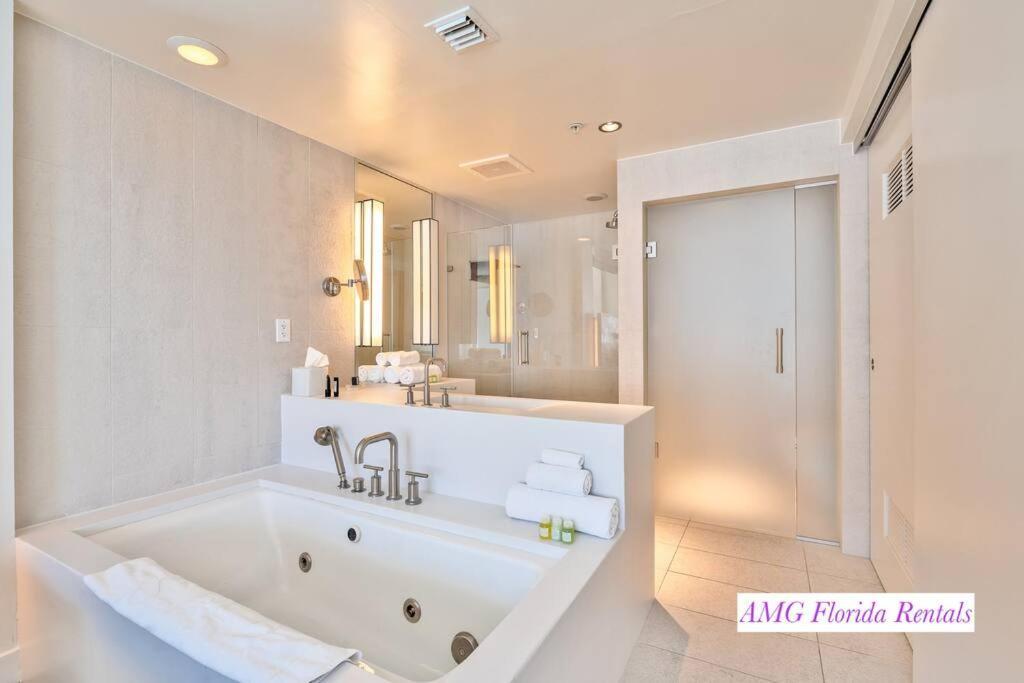 1 Bedroom With Ocean And City Views! Fort Lauderdale Dış mekan fotoğraf